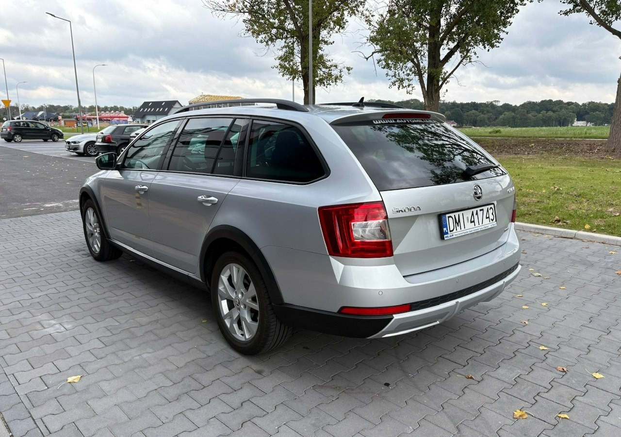Skoda Octavia III Skoda Octavia 4X4 Scout 2.0 TDI -150KM Model 2017 Bezwypadkowa FV 23 - Coche: foto 5 Skoda Octavia III Skoda Octavia 4X4 Scout 2.0 TDI -150KM Model 2017 Bezwypadkowa FV 23 - Coche: foto 5