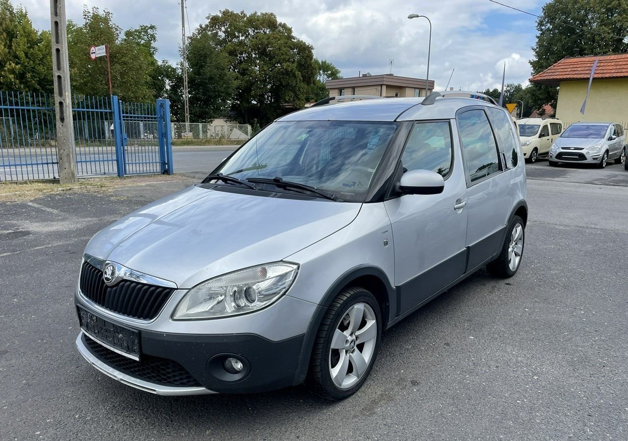 Skoda Roomster I Roomster Scout 1.6-16V Klima 2012 - Coche: foto 1 Skoda Roomster I Roomster Scout 1.6-16V Klima 2012 - Coche: foto 1