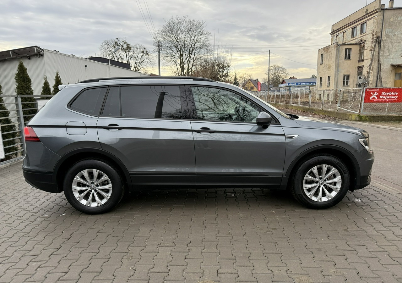 Volkswagen Tiguan II 1,4TSI 150KM 65tyśkm 7osobowy Comfort Tempomat ACC Klima Alu 2018 - SUV/ Todoterreno: foto 5 Volkswagen Tiguan II 1,4TSI 150KM 65tyśkm 7osobowy Comfort Tempomat ACC Klima Alu 2018 - SUV/ Todoterreno: foto 5
