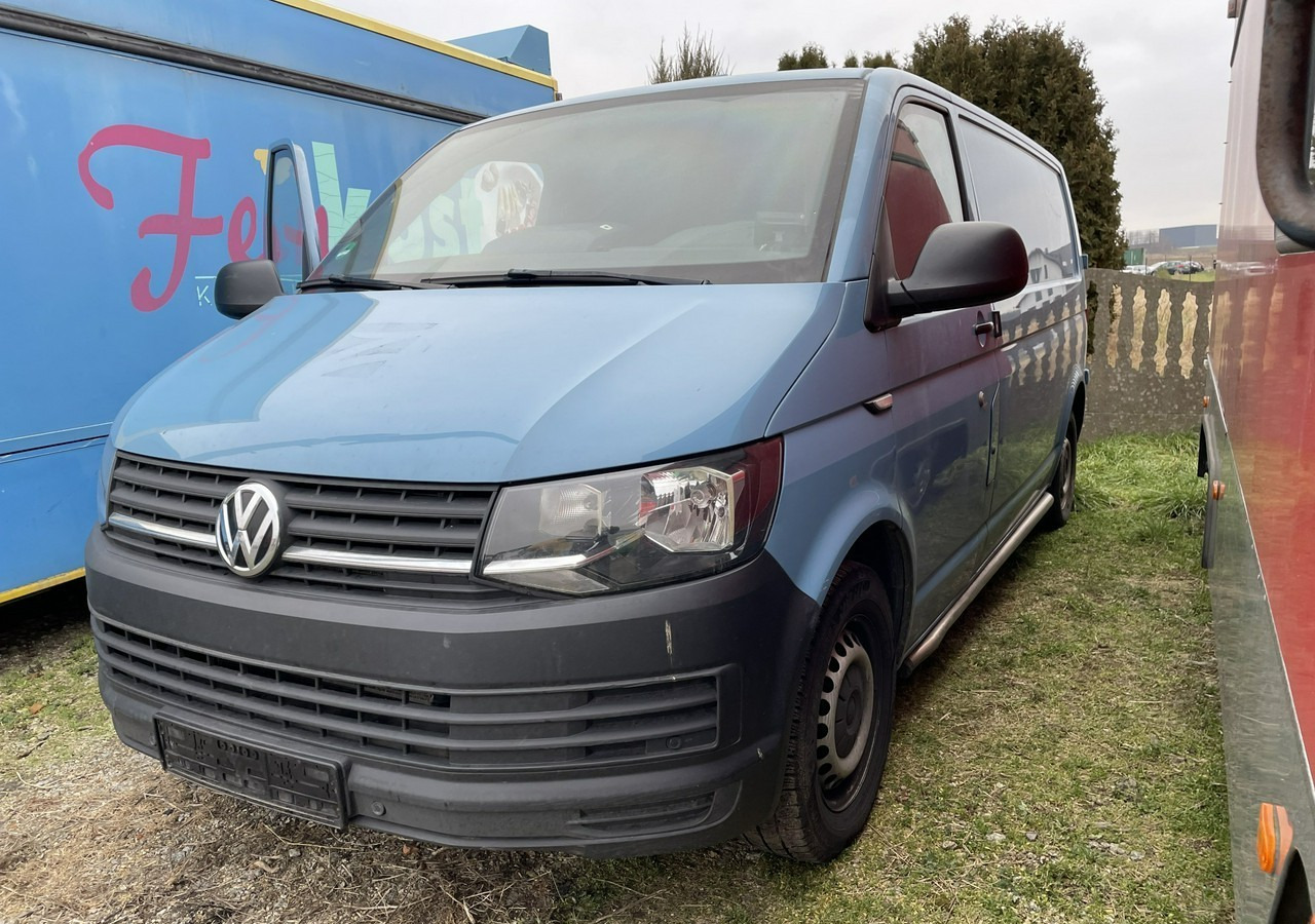 Vehículo de colección Volkswagen Transporter T6 Transporter Bankowóz kuloodporny opanceżony Model 2018: foto 10