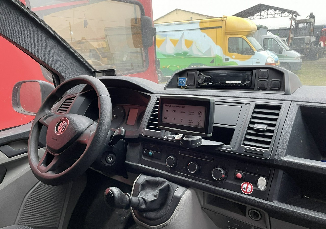 Vehículo de colección Volkswagen Transporter T6 Transporter Bankowóz kuloodporny opanceżony Model 2018: foto 6
