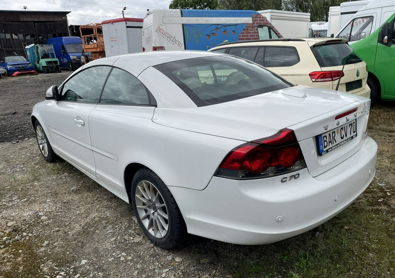 Volvo C70 II Volvo C70 2.0-136KM Cabrio Kabriolet 2010 - Coche: foto 5 Volvo C70 II Volvo C70 2.0-136KM Cabrio Kabriolet 2010 - Coche: foto 5