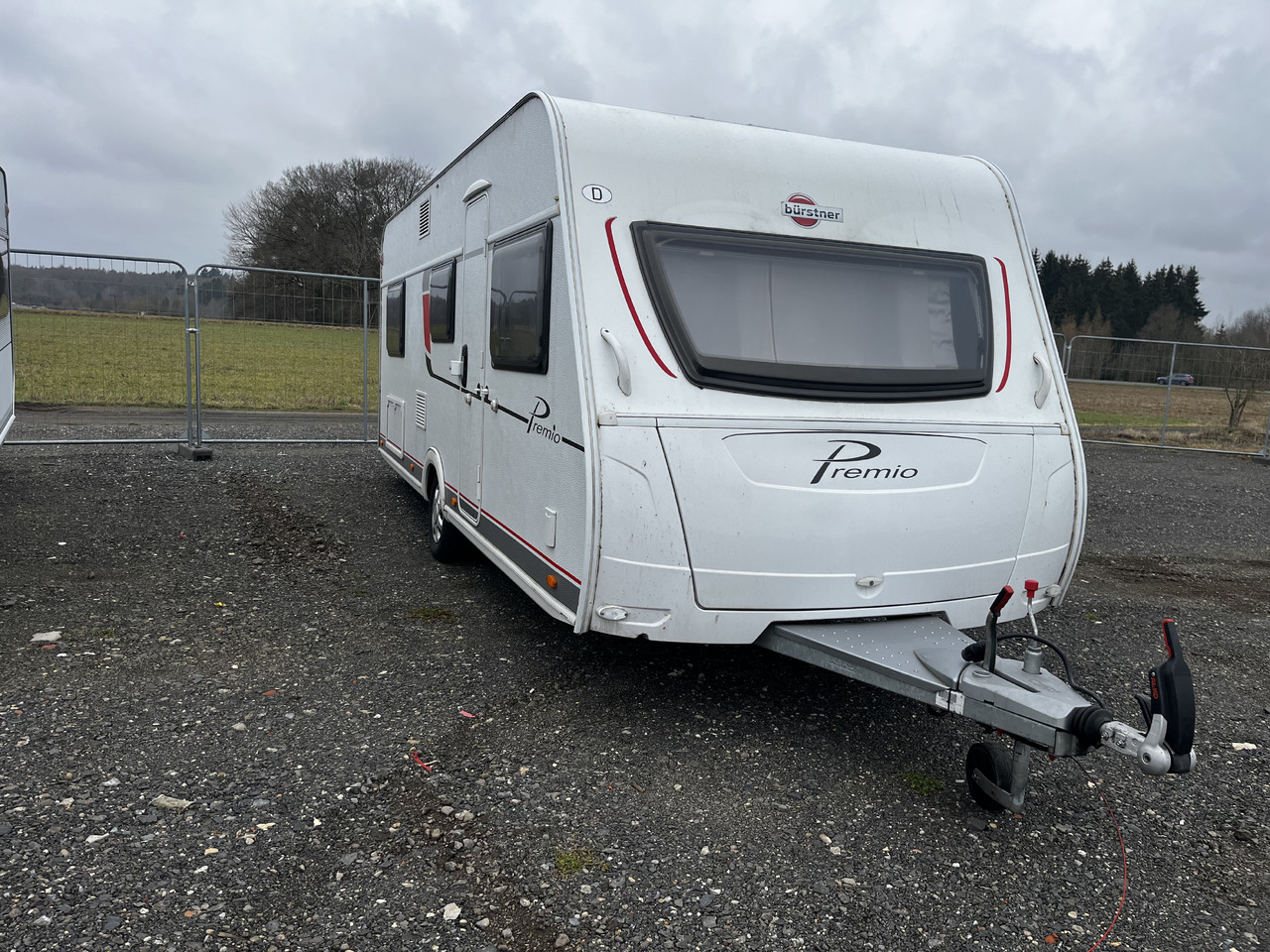 Bürstner Premio 530 TL Mover Dachklimaanlage Einzelbetten - Caravana: foto 1 Bürstner Premio 530 TL Mover Dachklimaanlage Einzelbetten - Caravana: foto 1