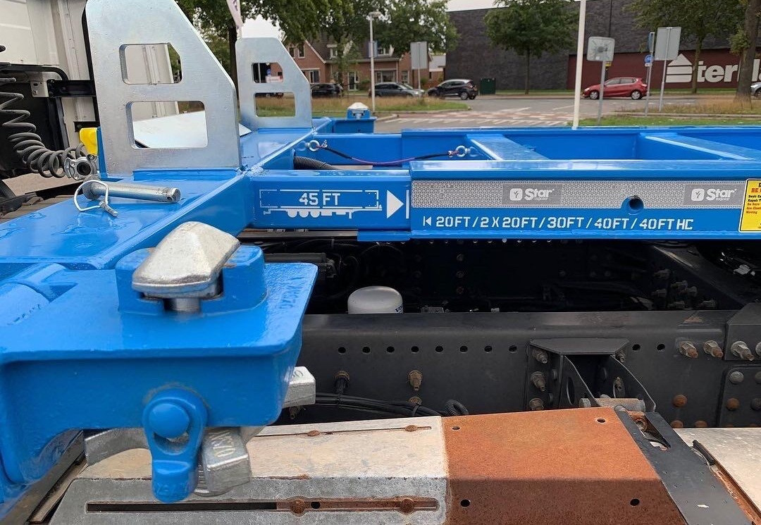 Star Yagcilar Telescopic container carrier - Semirremolque portacontenedore/ Intercambiable: foto 3 Star Yagcilar Telescopic container carrier - Semirremolque portacontenedore/ Intercambiable: foto 3
