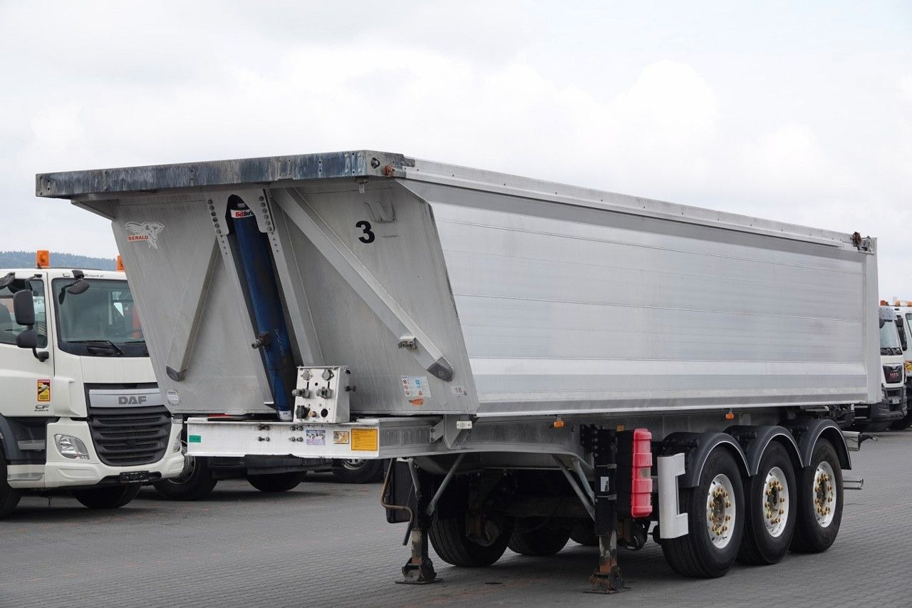 Benalu WYWROTKA / 25 m3 / ALUMINIOWA / OŚ PODNOSZONA / - Semirremolque volquete: foto 1 Benalu WYWROTKA / 25 m3 / ALUMINIOWA / OŚ PODNOSZONA / - Semirremolque volquete: foto 1