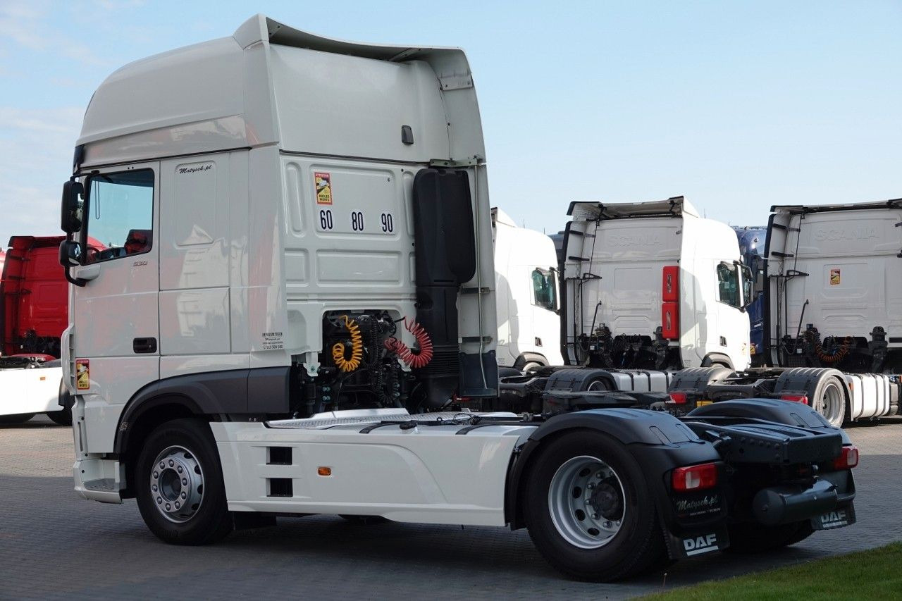 DAF XF 530 / RETARDER / I-PARK COOL / SSC / OPONY 1 - Cabeza tractora: foto 4 DAF XF 530 / RETARDER / I-PARK COOL / SSC / OPONY 1 - Cabeza tractora: foto 4