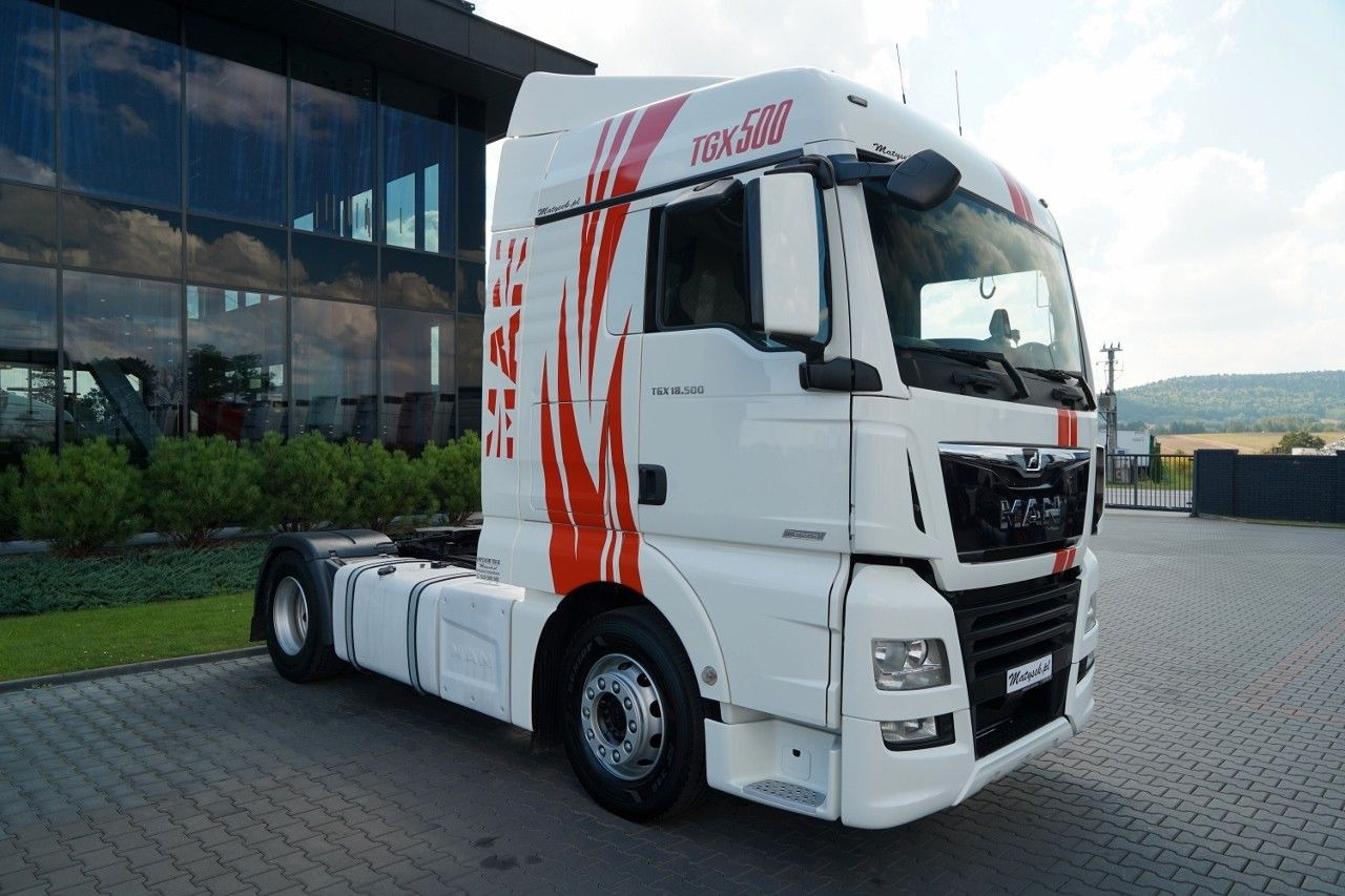 MAN TGX 18.500 / XLX / RETARDER / PO KONTRAKCIE SERW - Cabeza tractora: foto 5 MAN TGX 18.500 / XLX / RETARDER / PO KONTRAKCIE SERW - Cabeza tractora: foto 5