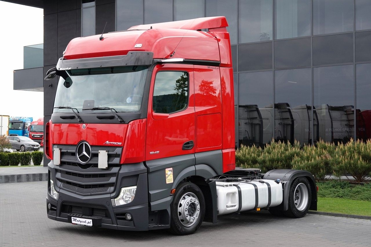 Mercedes-Benz ACTROS 1845 / LOW DECK / MEGA / BIG SPACE / PO K - Cabeza tractora: foto 2 Mercedes-Benz ACTROS 1845 / LOW DECK / MEGA / BIG SPACE / PO K - Cabeza tractora: foto 2