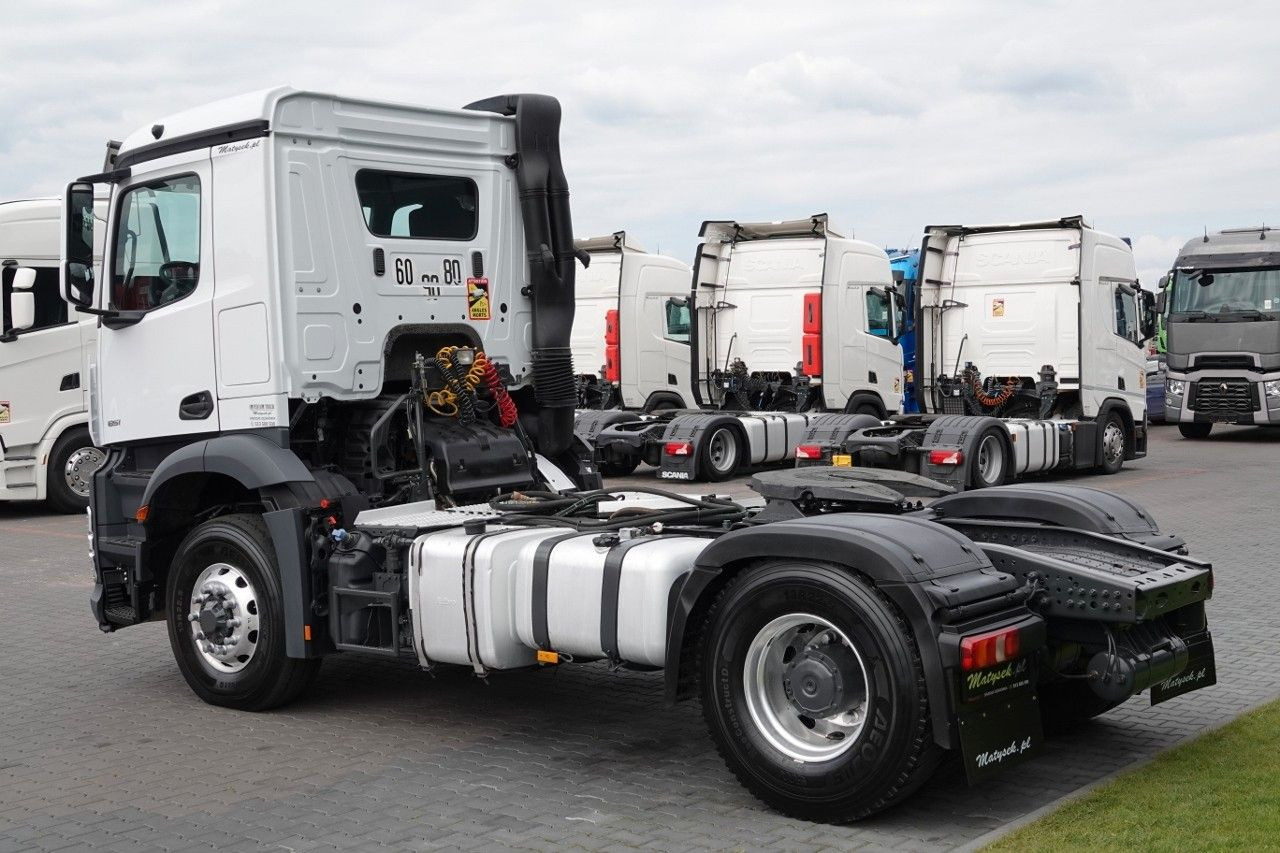 Mercedes-Benz AROCS 1851 / 4X4 / HYDRODRIVE / KOMPRESOR DO WY - Cabeza tractora: foto 4 Mercedes-Benz AROCS 1851 / 4X4 / HYDRODRIVE / KOMPRESOR DO WY - Cabeza tractora: foto 4