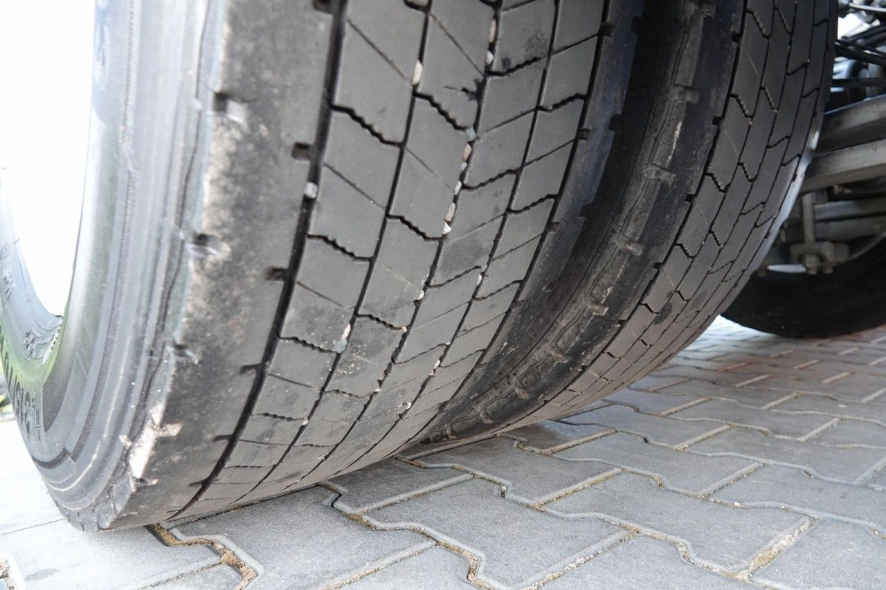 Cabeza tractora Renault T 440 / 13 LITROWY / RETARDER / I-PARK COOL / AL Renault T 440 / 13 LITROWY / RETARDER / I-PARK COOL / AL: foto 12