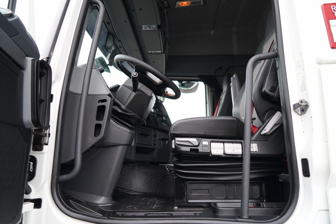 Leasing para  Renault  T 460 / STANDARD / EURO 6 Renault  T 460 / STANDARD / EURO 6: foto 24