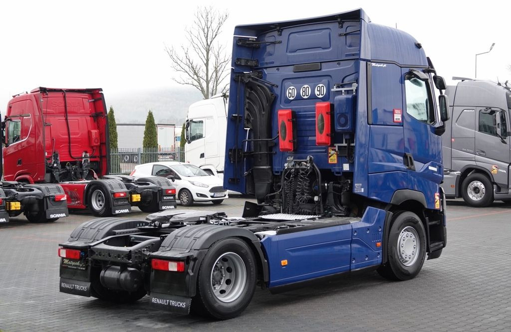 Renault T 520 / RETARDER / I-PARK COOL / HIGH CAB / 11. - Cabeza tractora: foto 5 Renault T 520 / RETARDER / I-PARK COOL / HIGH CAB / 11. - Cabeza tractora: foto 5