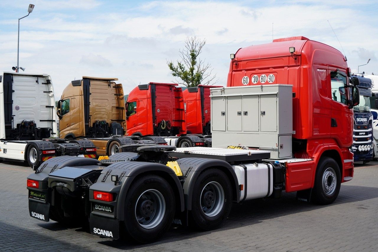 Scania R 580 / V8 / 6x4 / DMC: 150.000 KG / RETARDER / - Cabeza tractora: foto 4 Scania R 580 / V8 / 6x4 / DMC: 150.000 KG / RETARDER / - Cabeza tractora: foto 4