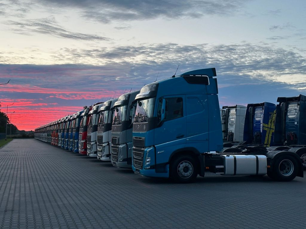 Leasing para Volvo FH 420 / 13 L / PEŁNY ADR / 2017 ROK / LOW CAB Volvo FH 420 / 13 L / PEŁNY ADR / 2017 ROK / LOW CAB Volvo FH 420 / 13 L / PEŁNY ADR / 2017 ROK / LOW CAB Volvo FH 420 / 13 L / PEŁNY ADR / 2017 ROK / LOW CAB: foto 19 Leasing para Volvo FH 420 / 13 L / PEŁNY ADR / 2017 ROK / LOW CAB Volvo FH 420 / 13 L / PEŁNY ADR / 2017 ROK / LOW CAB Volvo FH 420 / 13 L / PEŁNY ADR / 2017 ROK / LOW CAB Volvo FH 420 / 13 L / PEŁNY ADR / 2017 ROK / LOW CAB: foto 19