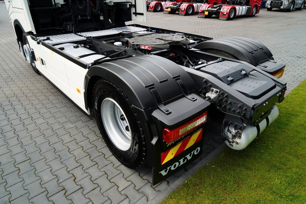 Volvo FH 500 / XXL / 2024 / I-PARK COOL / SKÓRY / I-SH - Cabeza tractora: foto 5 Volvo FH 500 / XXL / 2024 / I-PARK COOL / SKÓRY / I-SH - Cabeza tractora: foto 5