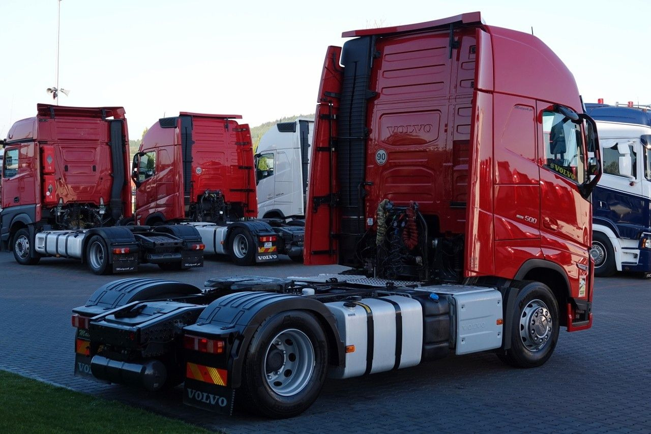 Volvo FH 500 / XXL / I-PARK COOL / I-SAVE / NOWY MODEL - Cabeza tractora: foto 4 Volvo FH 500 / XXL / I-PARK COOL / I-SAVE / NOWY MODEL - Cabeza tractora: foto 4