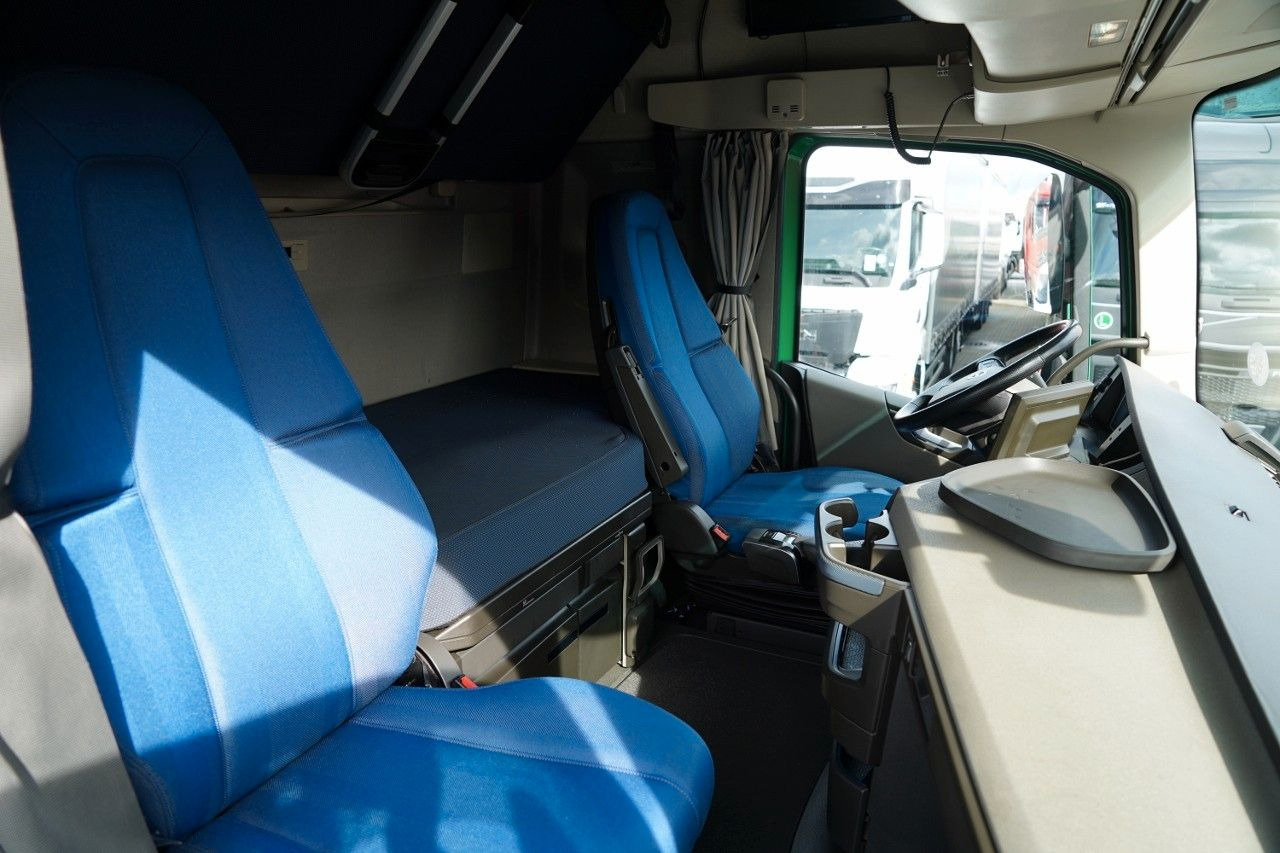 Cabeza tractora Volvo FH 500 / ZESTAW / HYDRAULIKA / RETARDER / I-SAVE: foto 32 Cabeza tractora Volvo FH 500 / ZESTAW / HYDRAULIKA / RETARDER / I-SAVE: foto 32