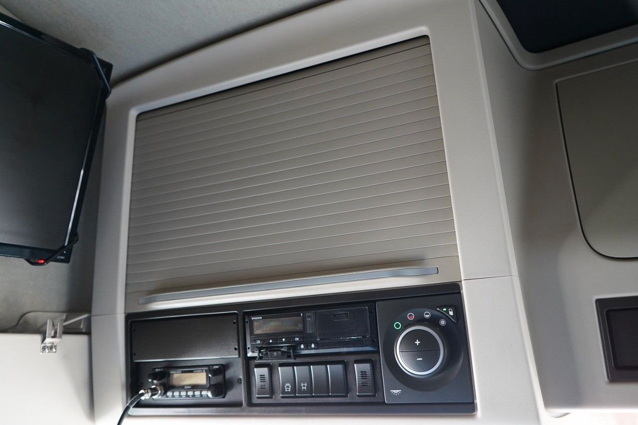 Cabeza tractora Volvo FH 500 / ZESTAW / HYDRAULIKA / RETARDER / I-SAVE: foto 29 Cabeza tractora Volvo FH 500 / ZESTAW / HYDRAULIKA / RETARDER / I-SAVE: foto 29