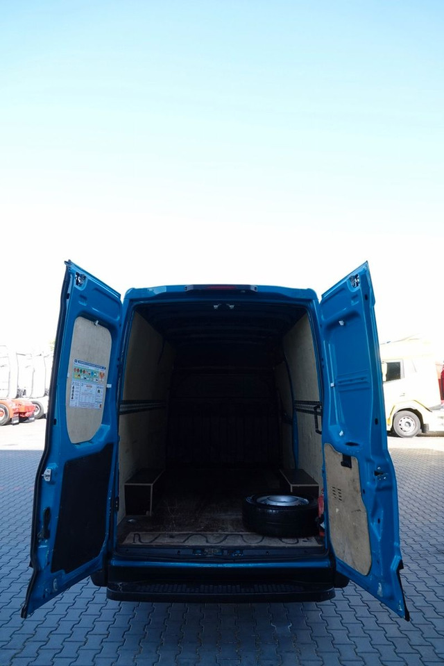 Furgón Iveco DAILY 2,3 D / BLASZAK / 2021 ROK / SPROWADZONY /: foto 9