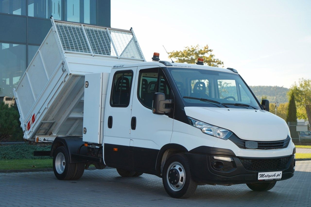Iveco DAILY 35-140 / BRYGADOWKA / WYWROTKA / BLIŹNIAK - Furgoneta basculante, Furgoneta combi: foto 3 Iveco DAILY 35-140 / BRYGADOWKA / WYWROTKA / BLIŹNIAK - Furgoneta basculante, Furgoneta combi: foto 3