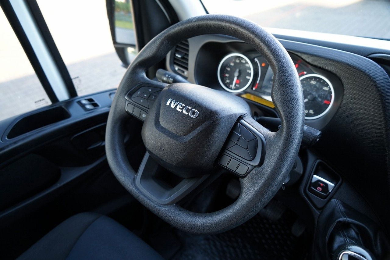 Camión con plataforma elevadora Iveco DAILY 35-140 / ZWYŻKA / PODNOŚNIK KOSZOWY MULTIT: foto 33