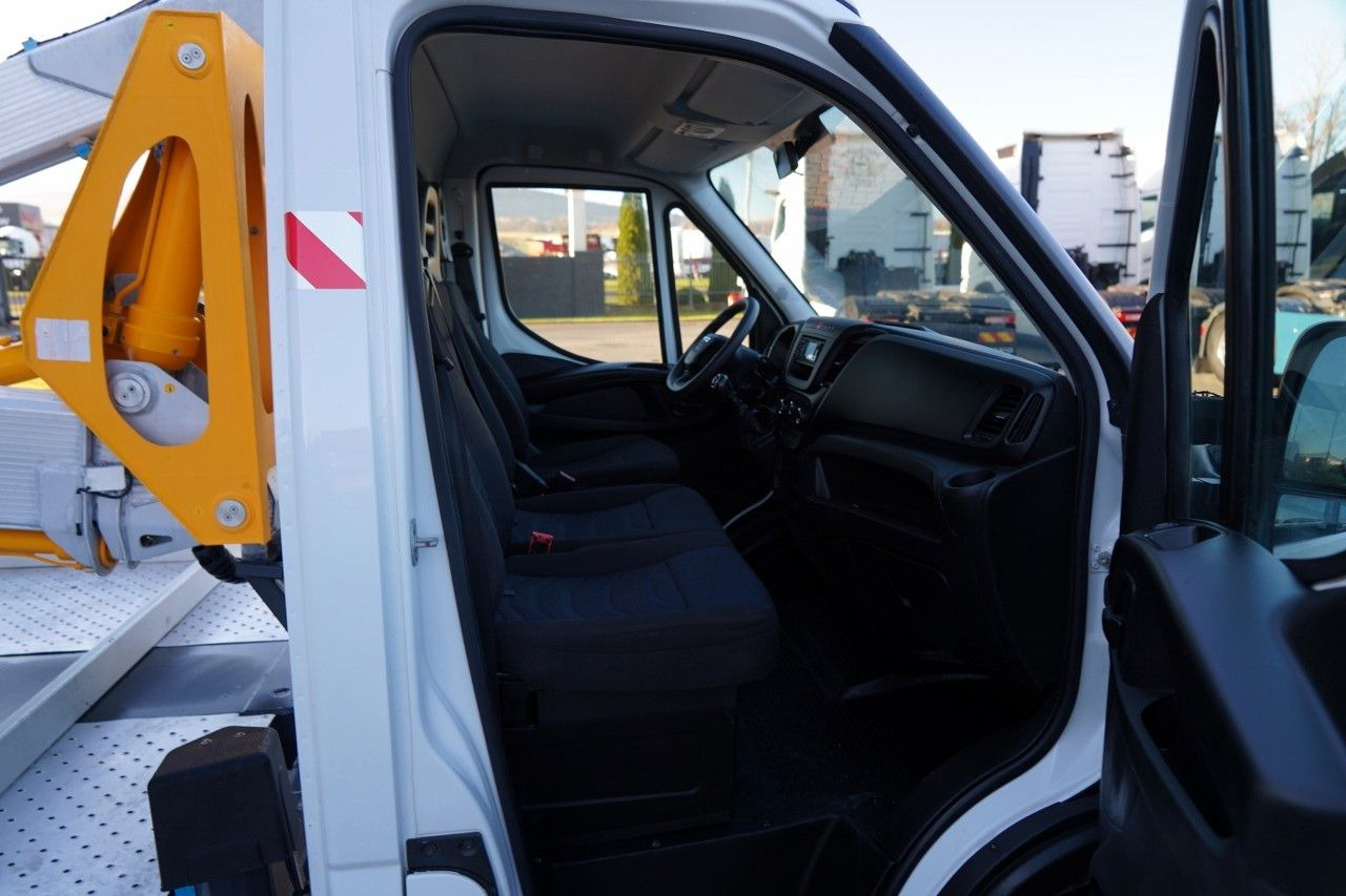 Camión con plataforma elevadora Iveco DAILY 35-140 / ZWYŻKA / PODNOŚNIK KOSZOWY MULTIT: foto 39