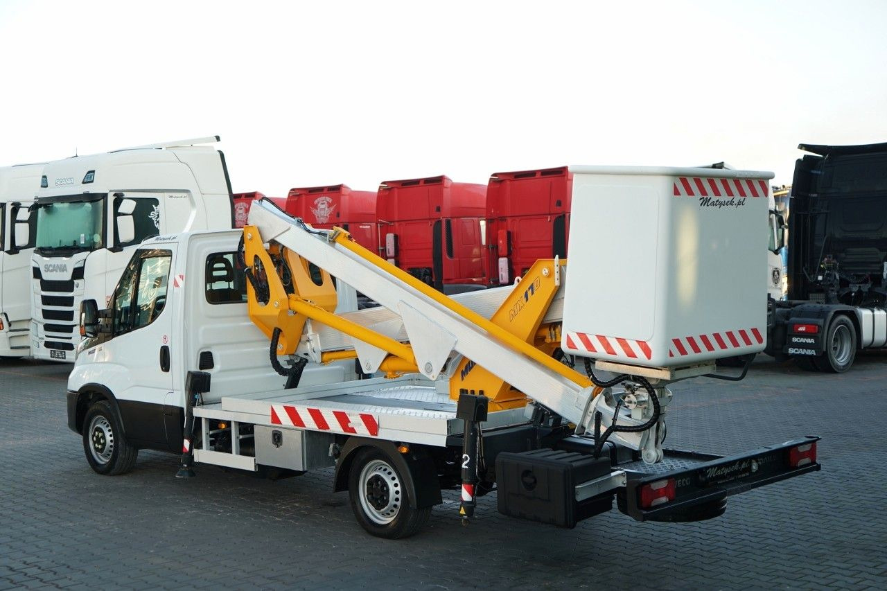 Camión con plataforma elevadora Iveco DAILY 35-140 / ZWYŻKA / PODNOŚNIK KOSZOWY MULTIT: foto 15