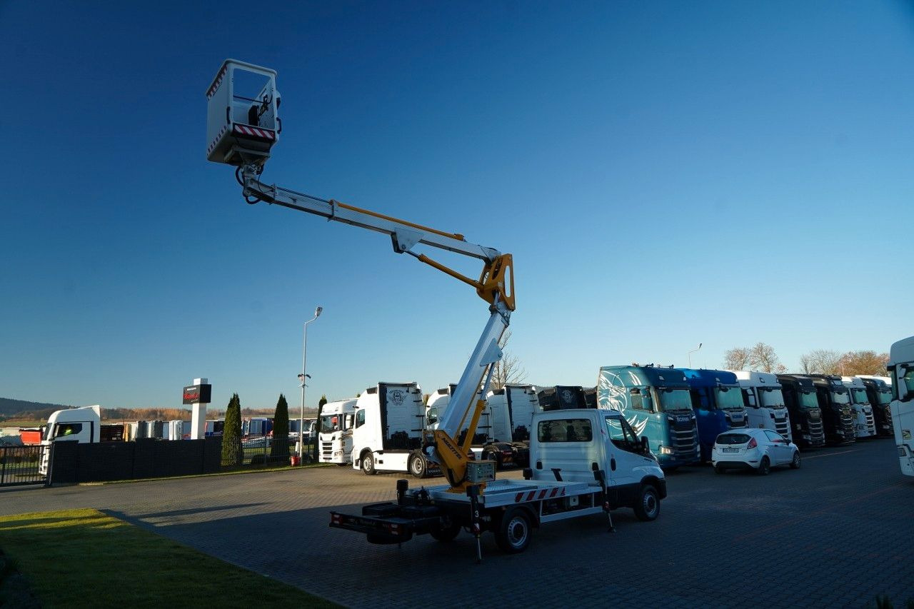 Camión con plataforma elevadora Iveco DAILY 35-140 / ZWYŻKA / PODNOŚNIK KOSZOWY MULTIT: foto 9