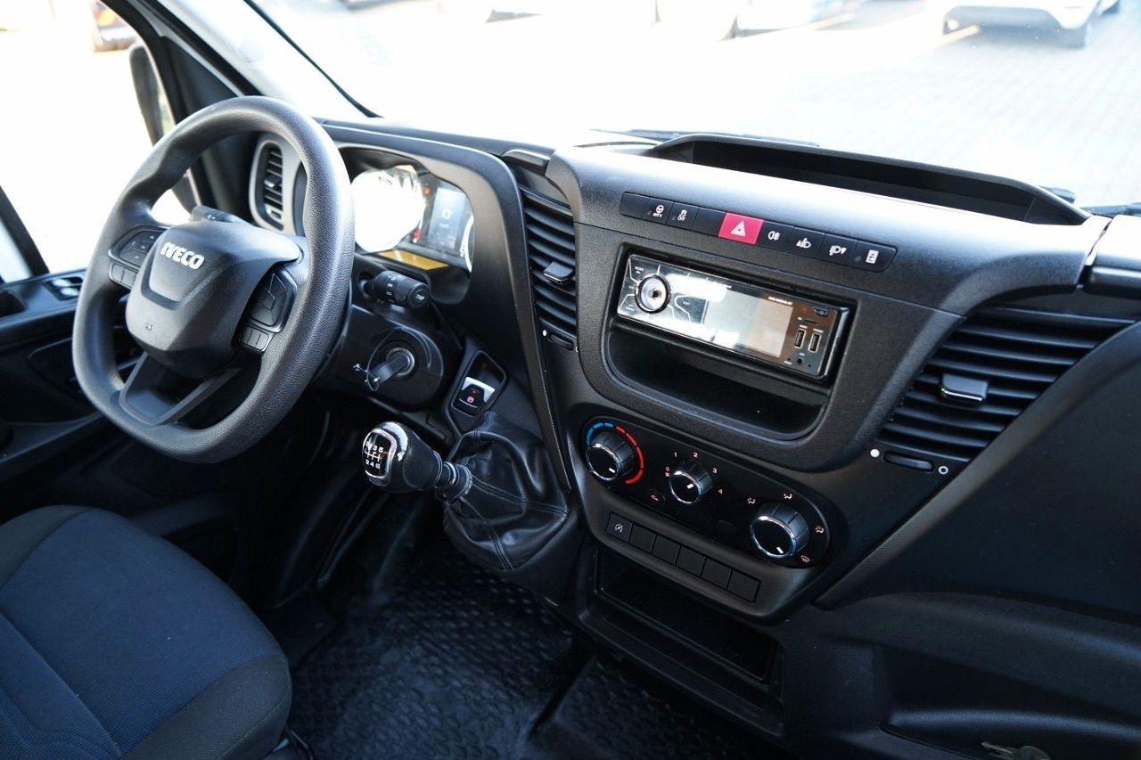 Camión con plataforma elevadora Iveco DAILY 35-140 / ZWYŻKA / PODNOŚNIK KOSZOWY MULTIT: foto 34