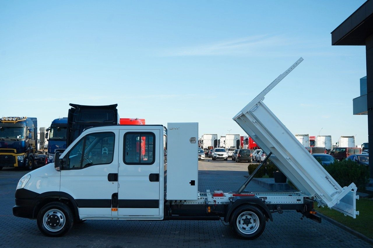 Iveco DAILY 35C11 / WYWROTKA / BRYGADÓWKA / BLIŹNIAK / - Furgoneta basculante: foto 3 Iveco DAILY 35C11 / WYWROTKA / BRYGADÓWKA / BLIŹNIAK / - Furgoneta basculante: foto 3