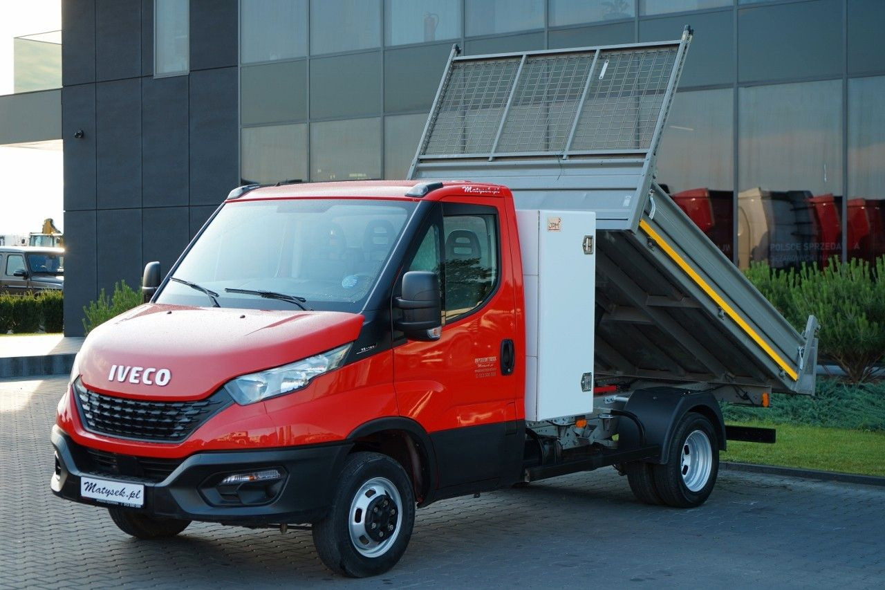Iveco DAILY 35C12D / - Furgoneta basculante: foto 2 Iveco DAILY 35C12D / - Furgoneta basculante: foto 2