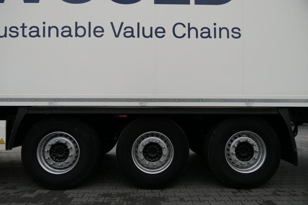 Semirremolque frigorífico Krone CHŁODNIA / 2017 ROK / CARRIER VECTOR 1550 Krone CHŁODNIA / 2017 ROK / CARRIER VECTOR 1550: foto 9