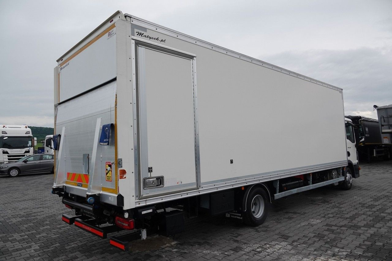 MAN PO KONTRAKCIE SERWISOWYM - Camión caja cerrada: foto 4 MAN PO KONTRAKCIE SERWISOWYM - Camión caja cerrada: foto 4
