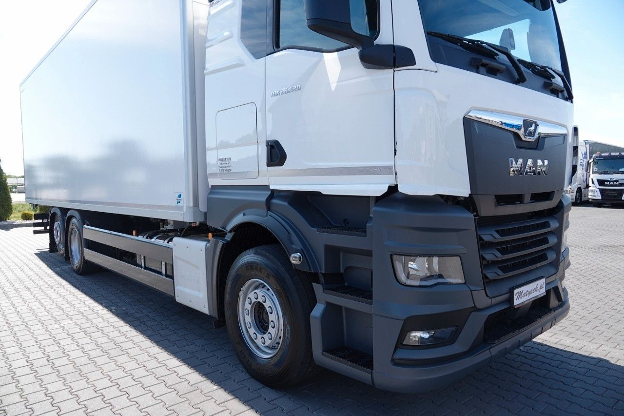 MAN TGX 26.520 / 6x2 / CHŁODNIA -8,6 M / AGREGAT THE - Camión caja cerrada: foto 5 MAN TGX 26.520 / 6x2 / CHŁODNIA -8,6 M / AGREGAT THE - Camión caja cerrada: foto 5
