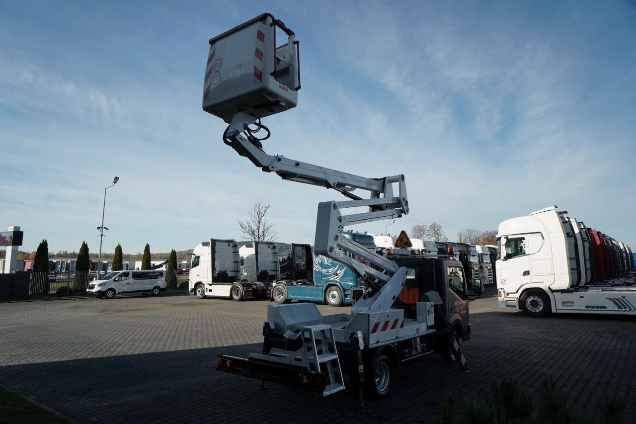 Nissan CABSTAR / ZWYŻKA 16,3 METRÓW / BLIŹNIAK / UDŹWIG - Camión con plataforma elevadora: foto 5 Nissan CABSTAR / ZWYŻKA 16,3 METRÓW / BLIŹNIAK / UDŹWIG - Camión con plataforma elevadora: foto 5