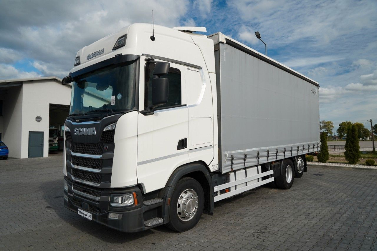 Scania S 450 / SOLÓWKA / 6X2 / OŚ PODNOSZONA / 2019 / - Camión lona: foto 3 Scania S 450 / SOLÓWKA / 6X2 / OŚ PODNOSZONA / 2019 / - Camión lona: foto 3