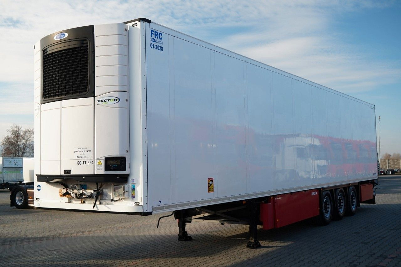 Schmitz Cargobull CHŁODNIA / CARRIER VECTOR 1550 / OŚ PODNOSZONA / - Semirremolque frigorífico: foto 3 Schmitz Cargobull CHŁODNIA / CARRIER VECTOR 1550 / OŚ PODNOSZONA / - Semirremolque frigorífico: foto 3