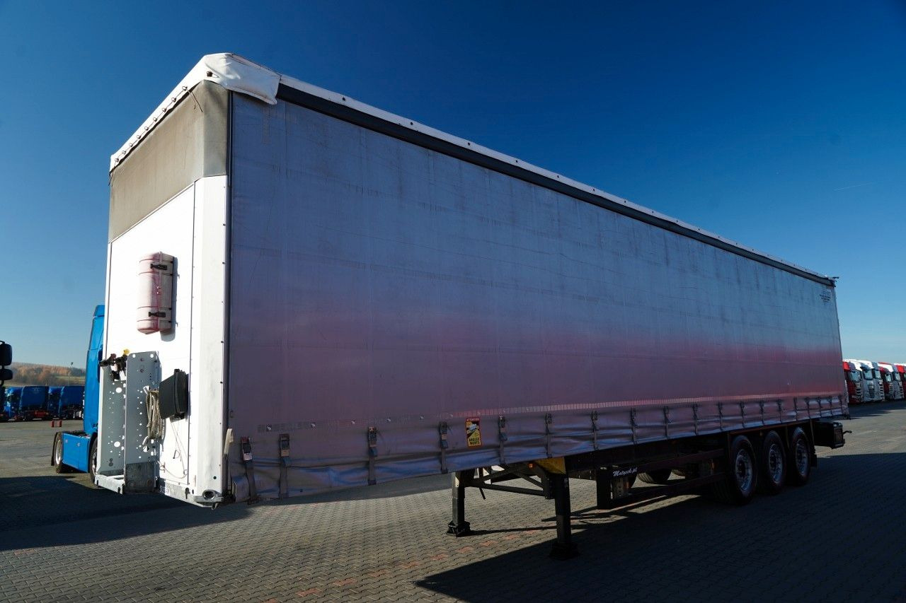 Schmitz Cargobull FIRANKA / STANDARD / 2 OSIE PODNOSZONE - Semirremolque lona: foto 4 Schmitz Cargobull FIRANKA / STANDARD / 2 OSIE PODNOSZONE - Semirremolque lona: foto 4