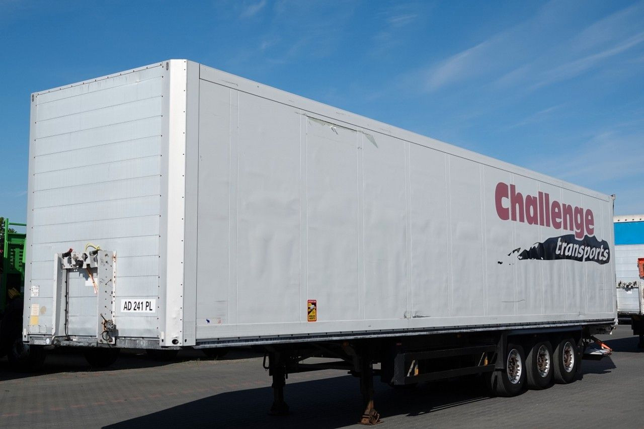 Schmitz Cargobull KONTENER KOFFER / WINDA MBB / SAF / SPROWADZONA - Semirremolque frigorífico: foto 2 Schmitz Cargobull KONTENER KOFFER / WINDA MBB / SAF / SPROWADZONA - Semirremolque frigorífico: foto 2