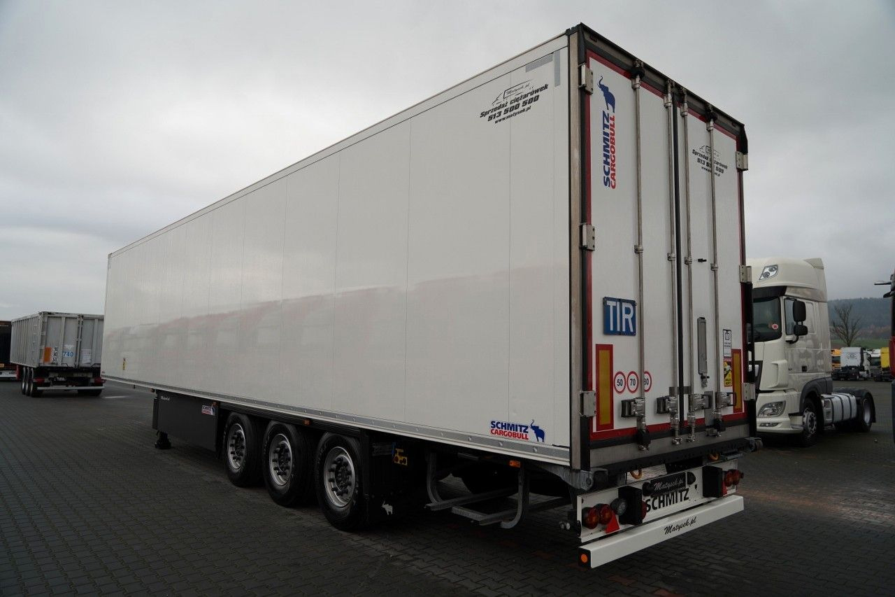 Schmitz Cargobull REFRIGERATED / FLOWER / THERMO KING / SLX 300 / - Semirremolque frigorífico: foto 3 Schmitz Cargobull REFRIGERATED / FLOWER / THERMO KING / SLX 300 / - Semirremolque frigorífico: foto 3