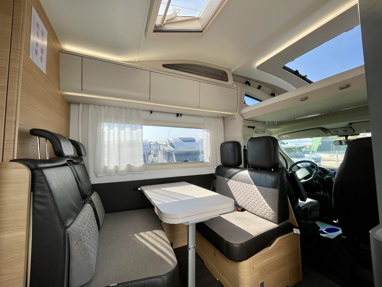 ADRIA - Autocaravana capuchina: foto 5 ADRIA - Autocaravana capuchina: foto 5