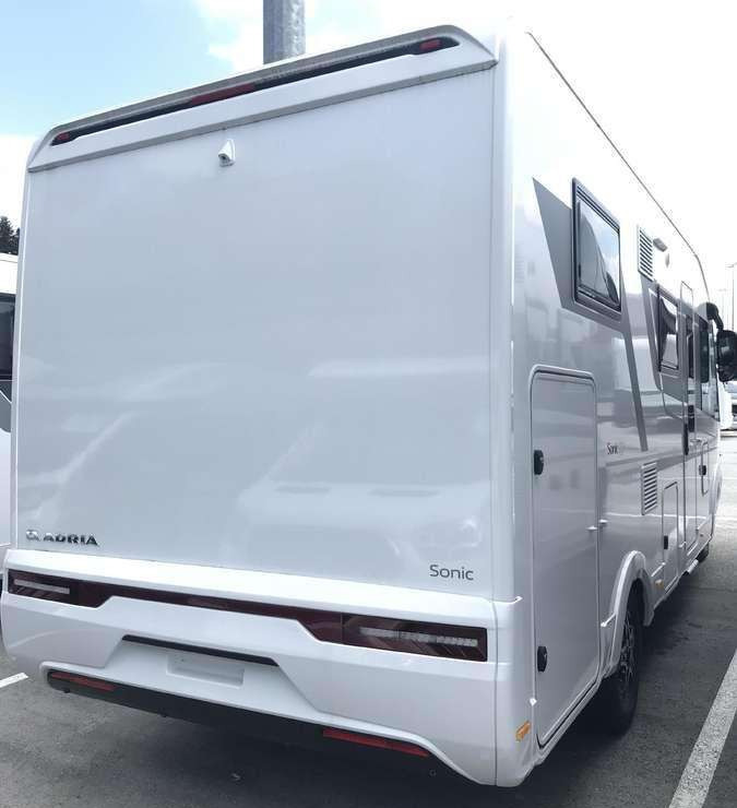 Adria Sonic 600SL - Autocaravana integral: foto 2 Adria Sonic 600SL - Autocaravana integral: foto 2