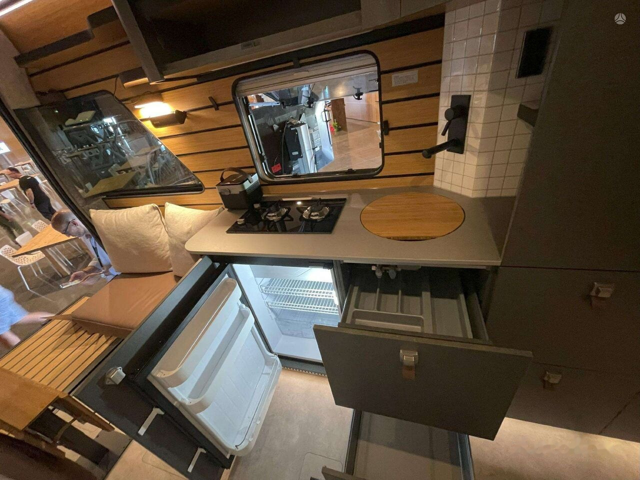 Hymer Venture S - Autocaravana: foto 5 Hymer Venture S - Autocaravana: foto 5