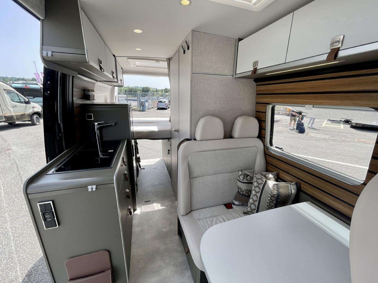 Hymer Grand Canyon S 4x4 - Cámper: foto 5 Hymer Grand Canyon S 4x4 - Cámper: foto 5