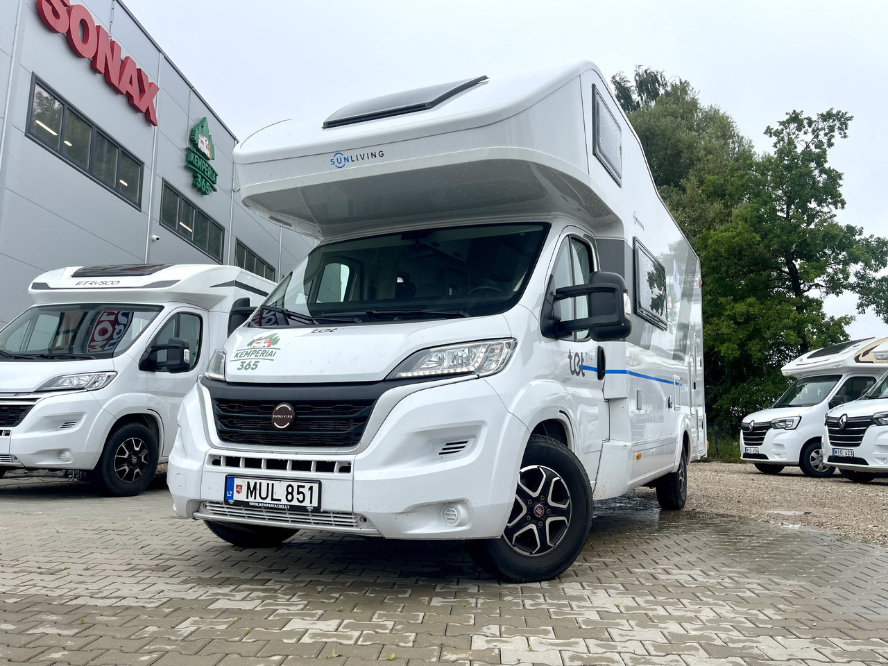 SUN LIVING A 70DK - Autocaravana capuchina: foto 1 SUN LIVING A 70DK - Autocaravana capuchina: foto 1