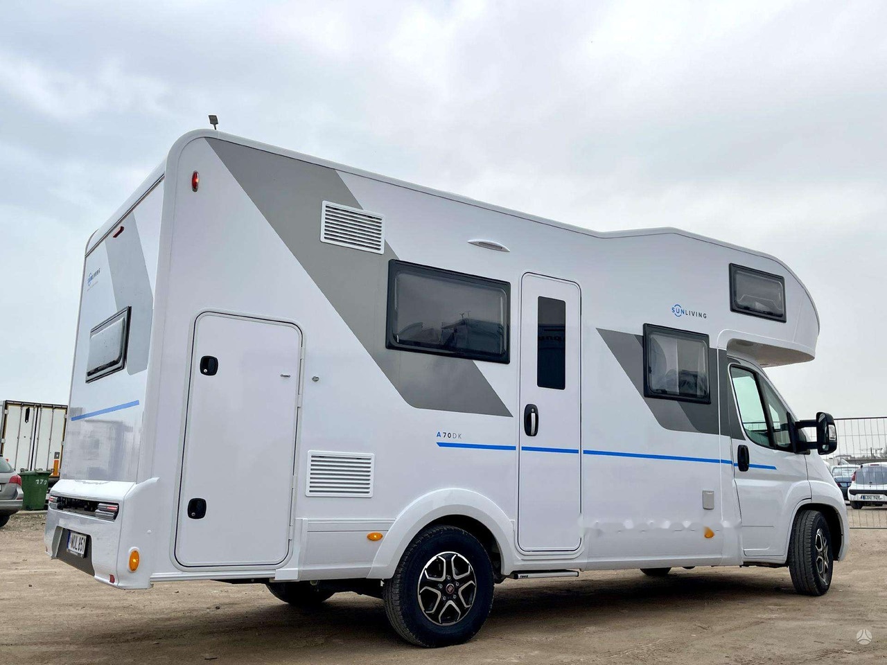 SUN LIVING A70DK - Autocaravana capuchina: foto 4 SUN LIVING A70DK - Autocaravana capuchina: foto 4