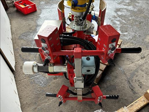 Dalmec PMC Barrel drum lifter - Maquinaria de alimentación: foto 4 Dalmec PMC Barrel drum lifter - Maquinaria de alimentación: foto 4