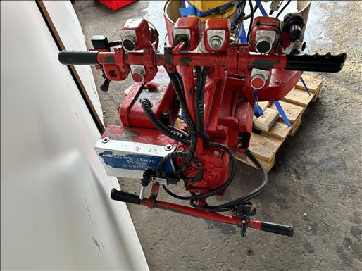 Dalmec PRC Barrel drum lifter - Maquinaria de alimentación: foto 5 Dalmec PRC Barrel drum lifter - Maquinaria de alimentación: foto 5