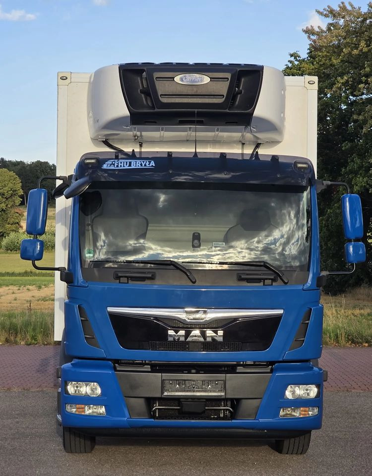 MAN TGM 15.250 / CHŁODNIA / WINDA / 2018 ROK / 230 TYŚ KM / AUTOMAT / SPROWADZONY / E6 / 18 EUROPALET/ - Camión frigorífico: foto 3 MAN TGM 15.250 / CHŁODNIA / WINDA / 2018 ROK / 230 TYŚ KM / AUTOMAT / SPROWADZONY / E6 / 18 EUROPALET/ - Camión frigorífico: foto 3