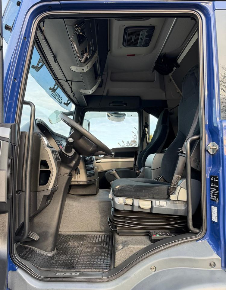 Camión lona MAN TGM 18.340 / FIRANKA / SPROWADZONY / 9100 ŁADOWNOŚĆ / 18 PALET / E6 / WINDA /: foto 19 Camión lona MAN TGM 18.340 / FIRANKA / SPROWADZONY / 9100 ŁADOWNOŚĆ / 18 PALET / E6 / WINDA /: foto 19